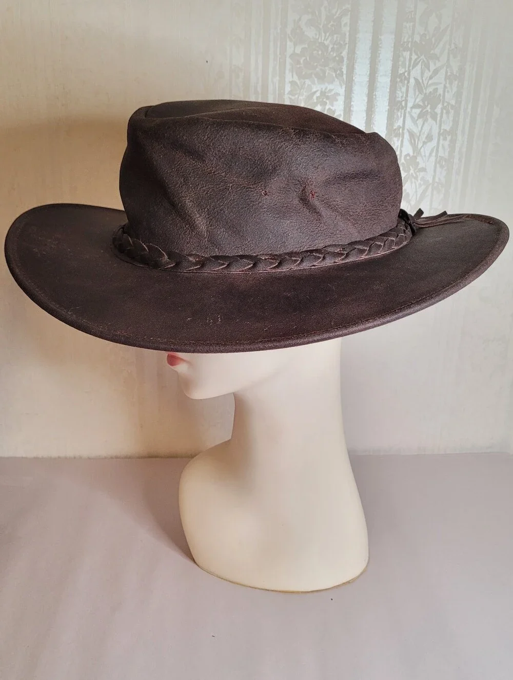 Minnetonka Brown Leather Fold Up Hat